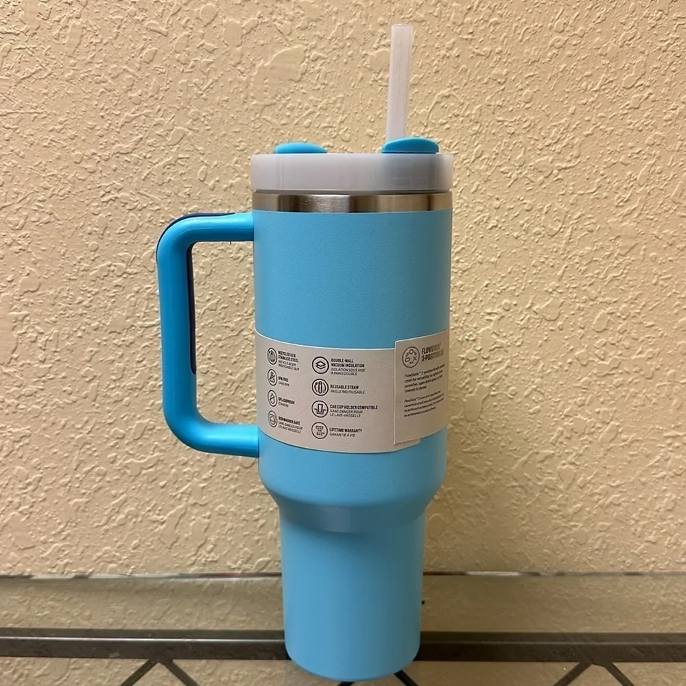 Stanley Pool Blue 40z - Picture 3 of 9